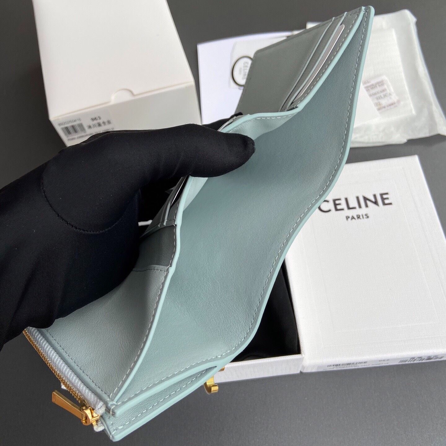CELINE セリーヌ