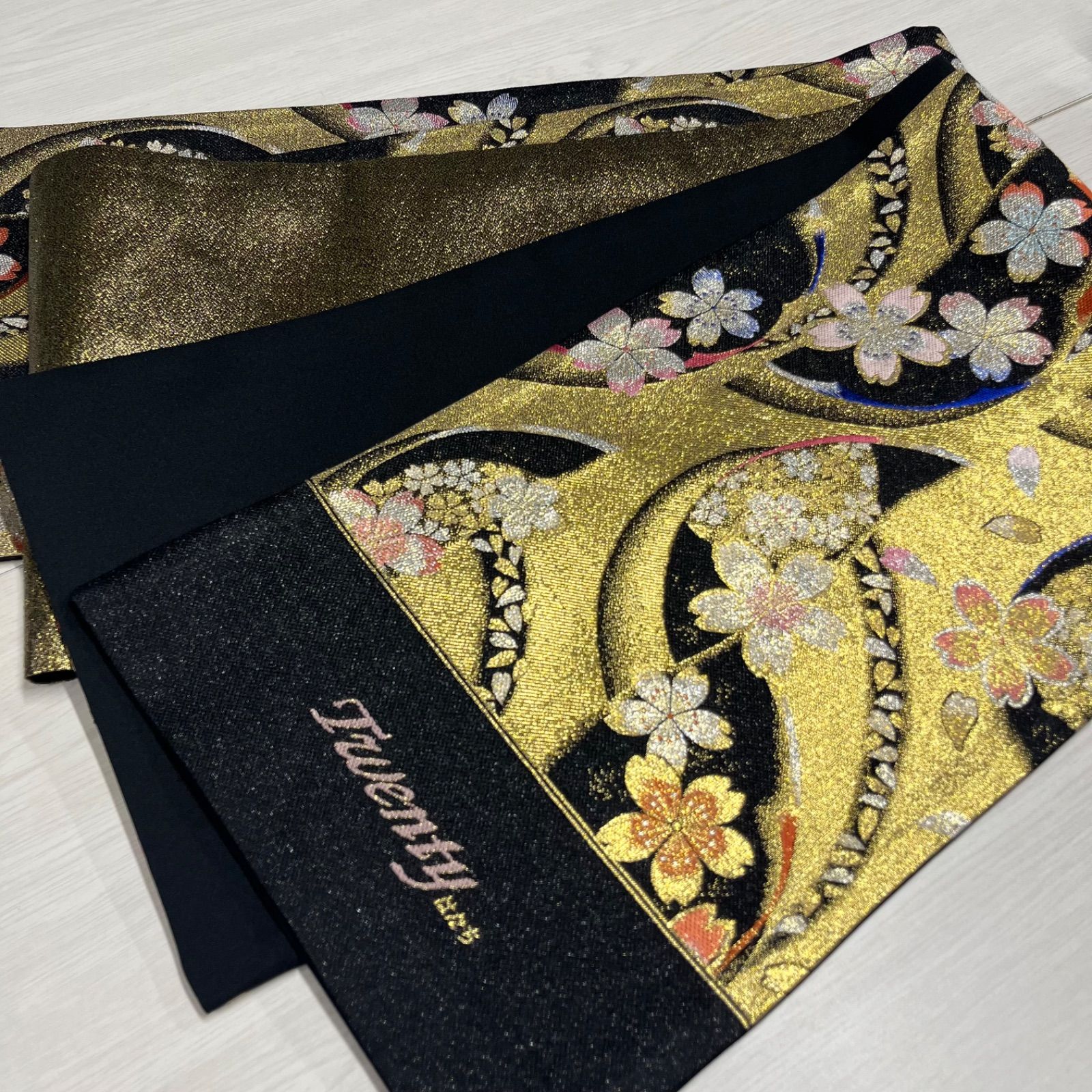 未使用品】 匿名配送 未仕立て 酒井守 日本製 西陣織 袋帯 金 銀 黒 花 
