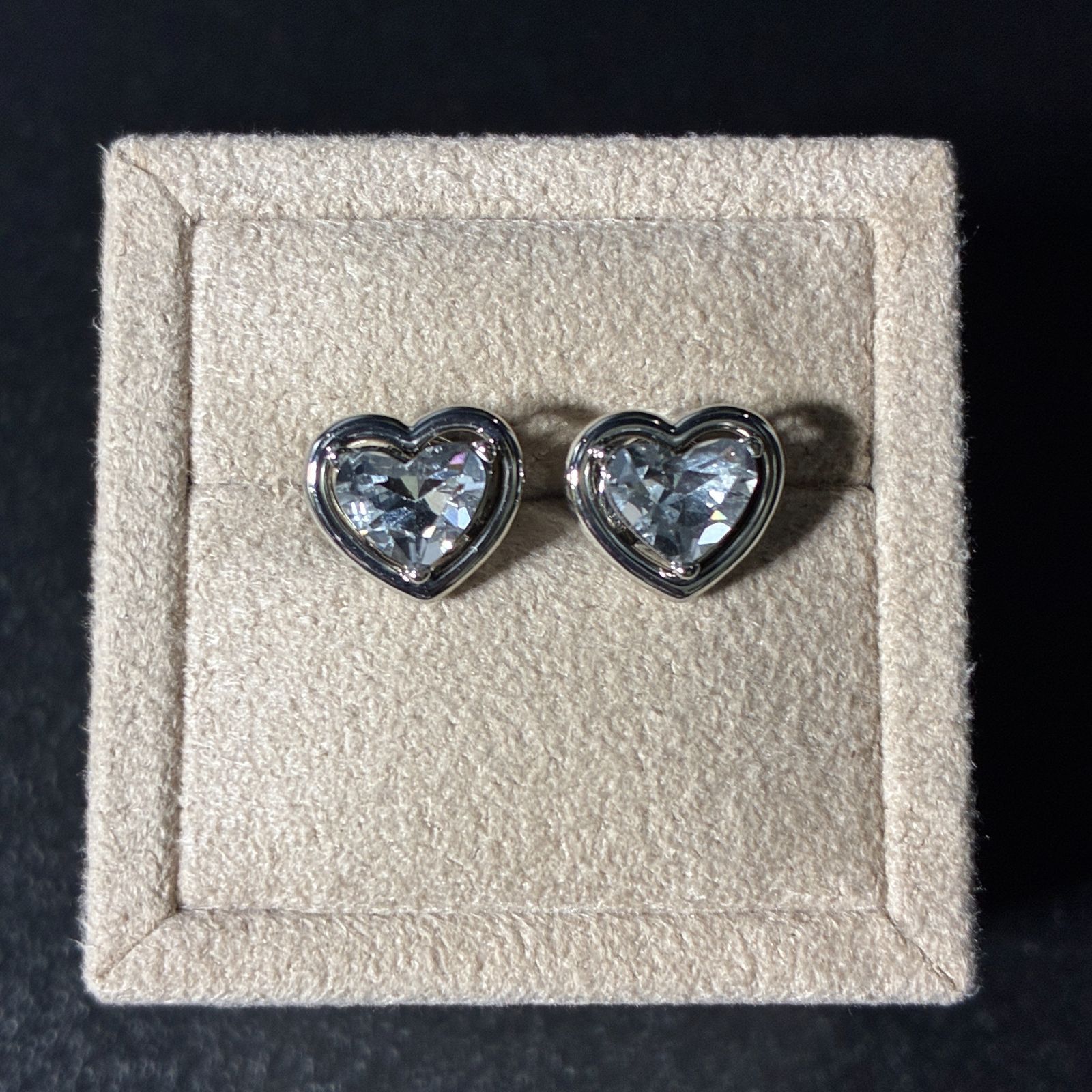 コーチ ピアスハロー ハート スタッド B25091138