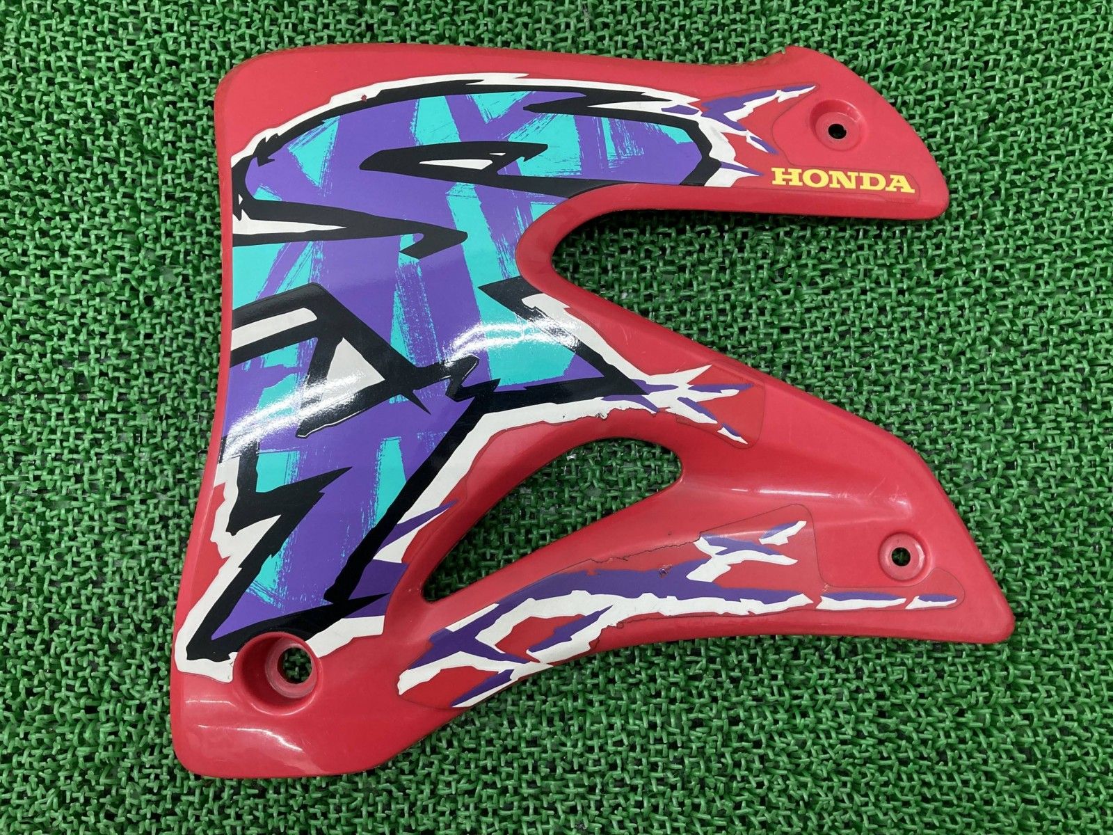 CRM250R シュラウド 左 赤 KAE ホンダ 純正 バイク 部品 MD24 1994年モデル サイドカウル フロントカバー 割れ欠け無し pC