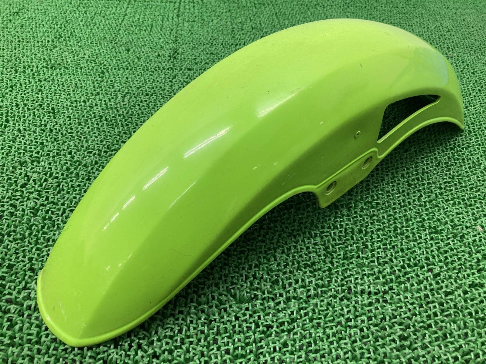GPZ400F フロントフェンダー 緑 35004-1098 カワサキ 純正 バイク 部品 ZX400A ペイント素材に コケキズ無し 品薄 品 iQ