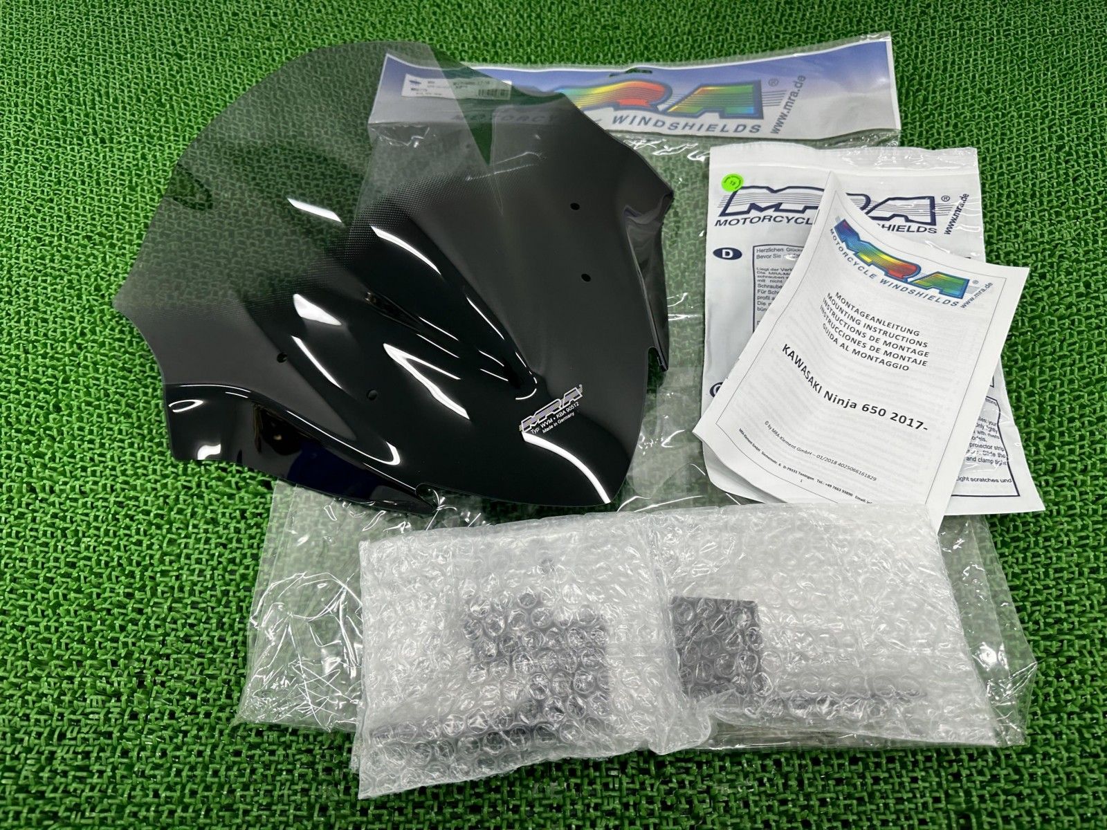 MRA製NINJA650 スクリーン MR677S 社外 バイク 部品 ER650H 17-19年ニンジャ650 スモーク レーシングスクリーン Uz