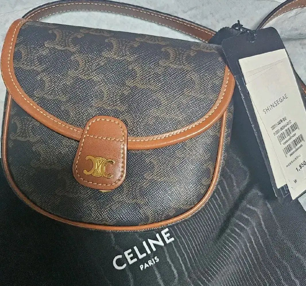 Celine セリーヌ ミニ ベサチェ