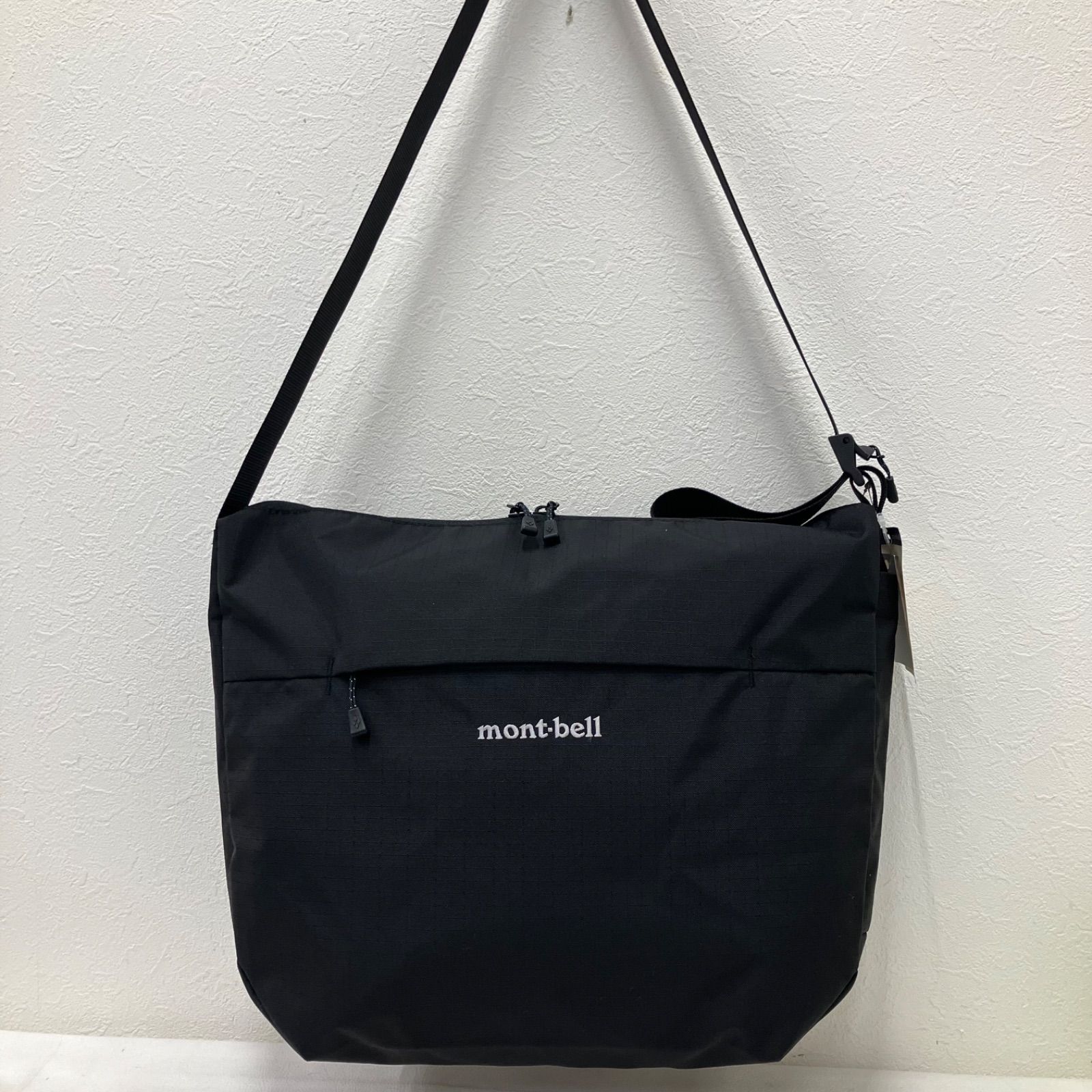 5551 美品 mont-bell モンベル ベルニナショルダーM ブラック 黒 