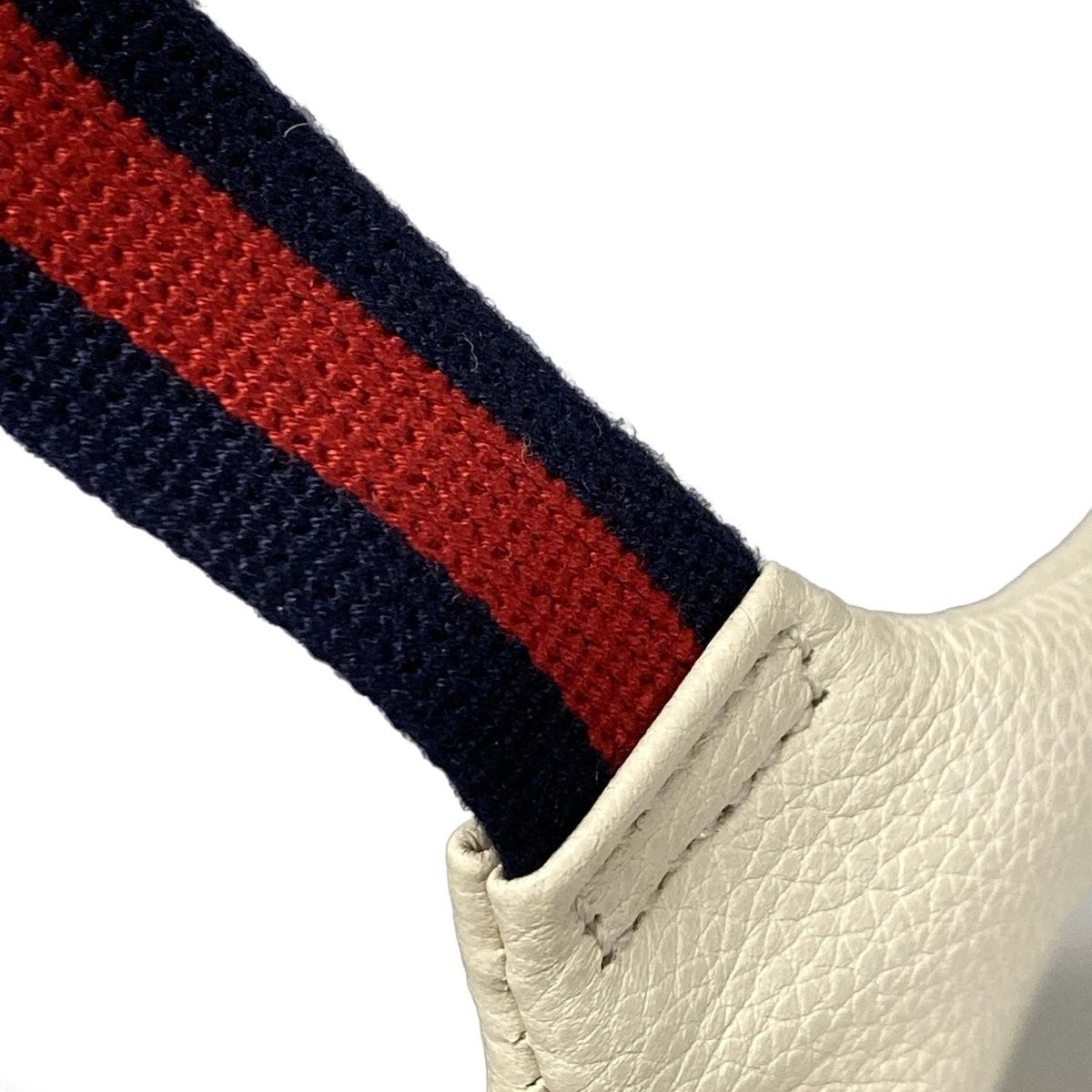 GUCCI グッチ ウエストポーチ プリント スモール ベルトバッグ 527792 白 レザー DECORATOM_COM_BR