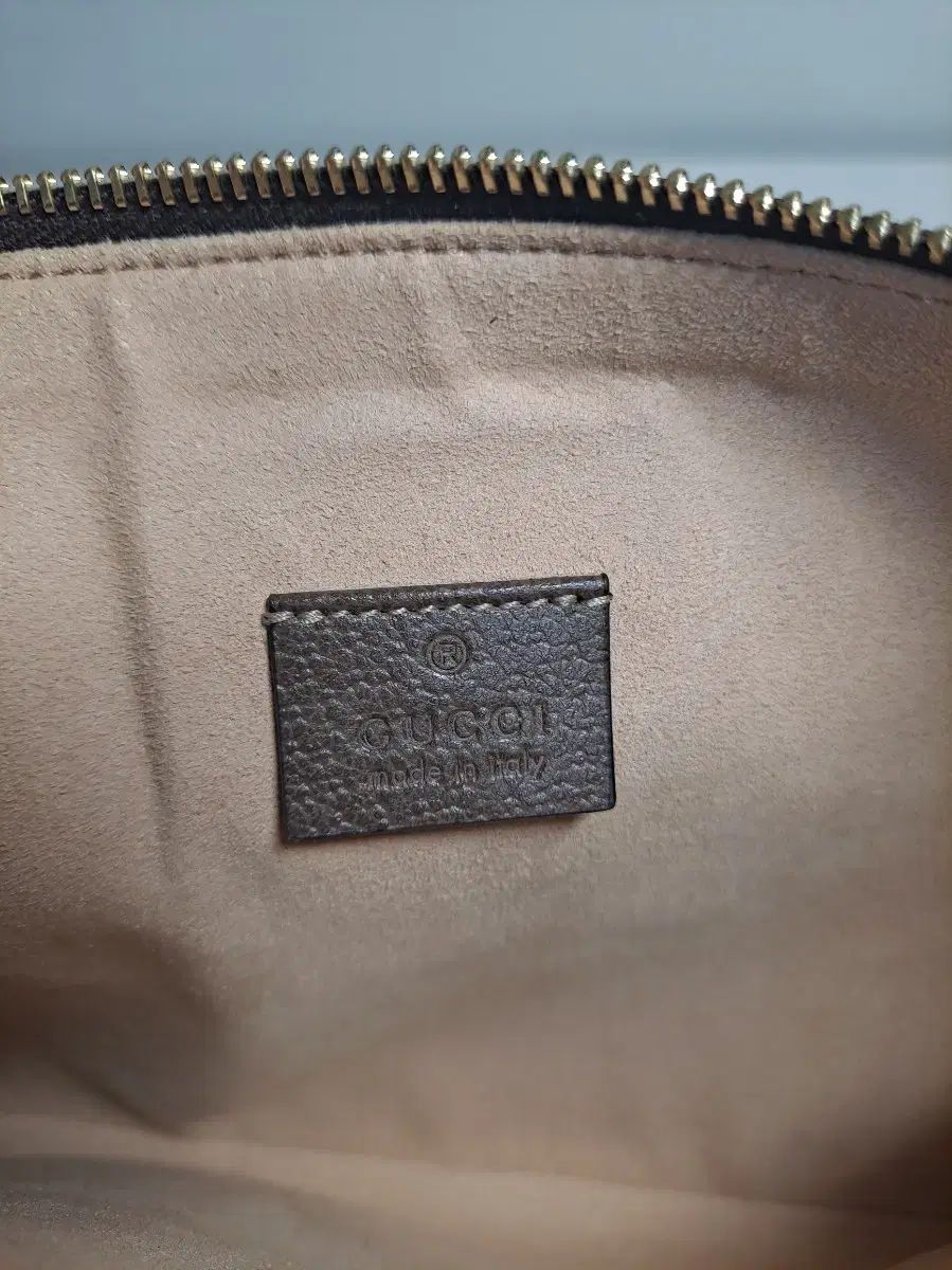 クラッチバッグ