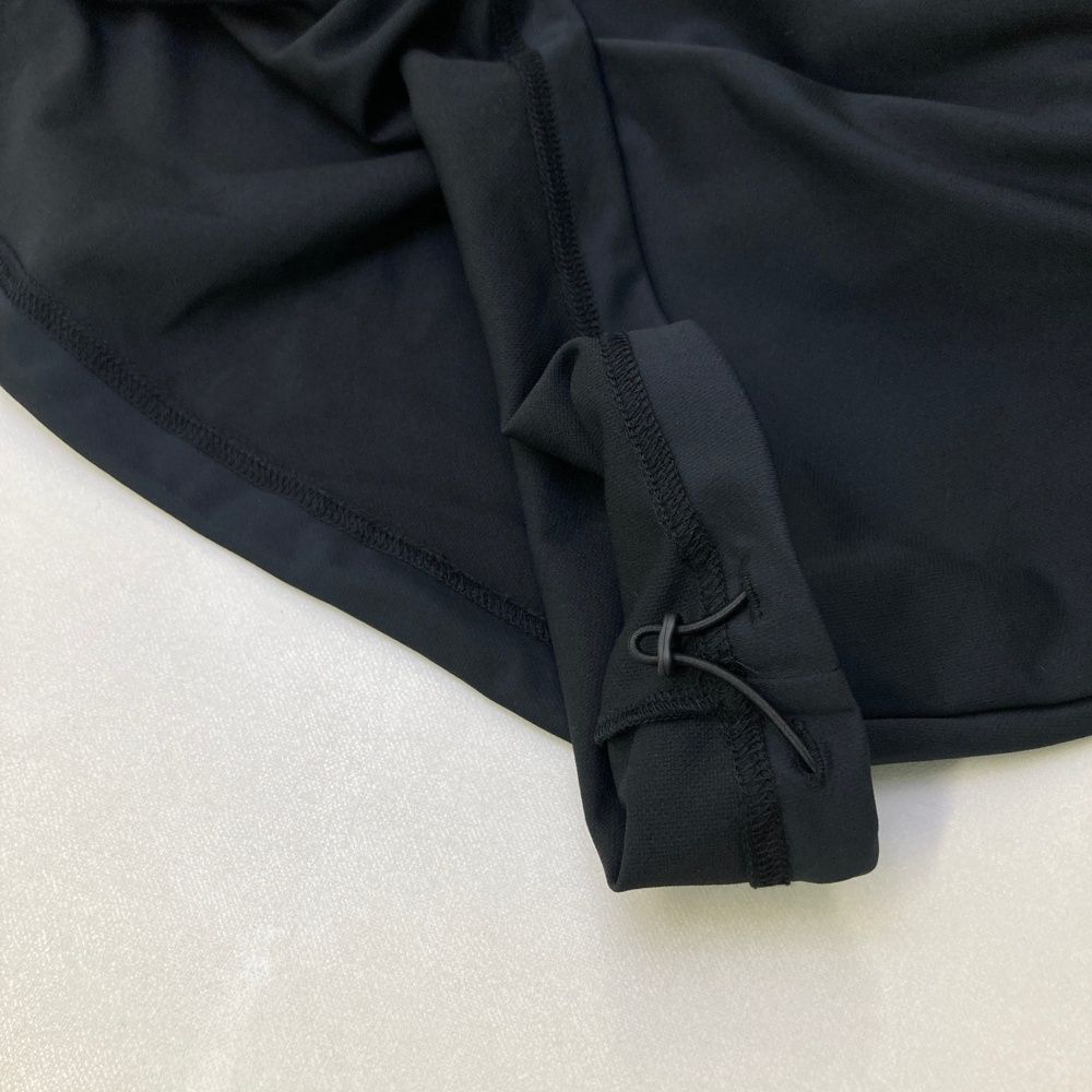 ハイネック半袖Tシャツ ブラック系