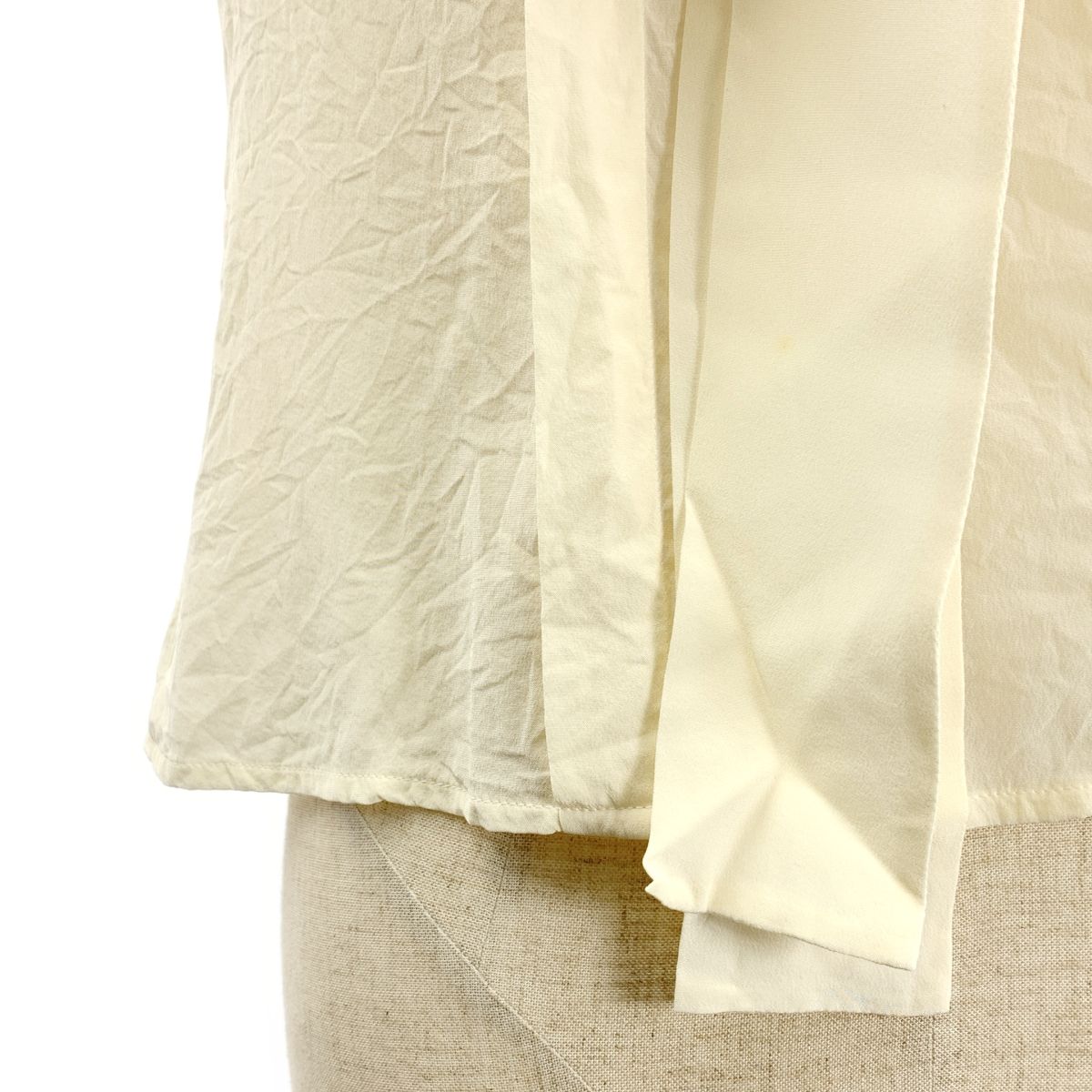 ベージュ レディース