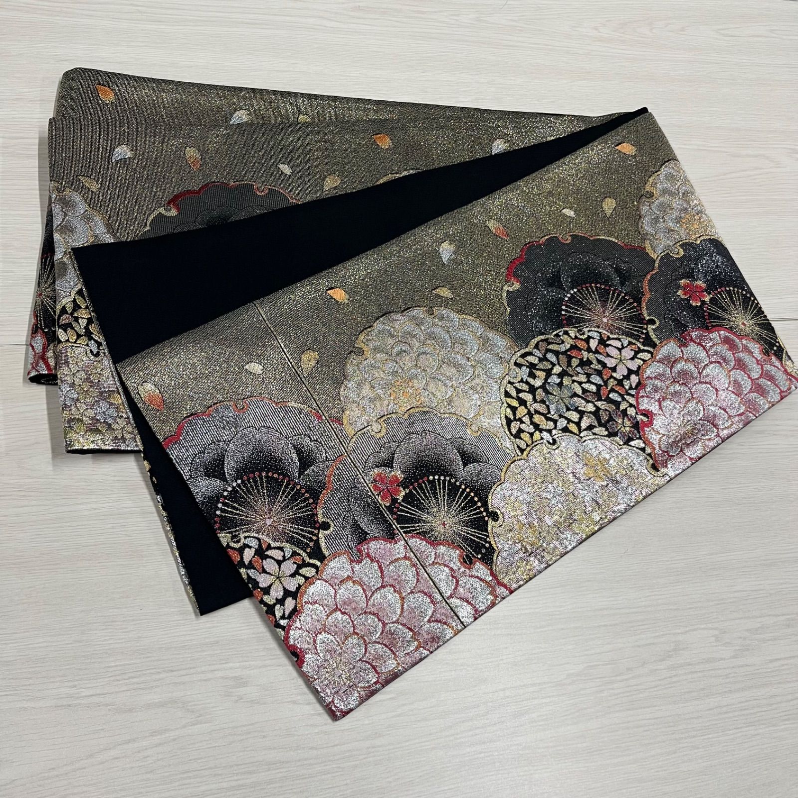 未使用品】 匿名配送 未仕立て 西陣織 袋帯 金 銀 黒 花柄 振袖 成人式 
