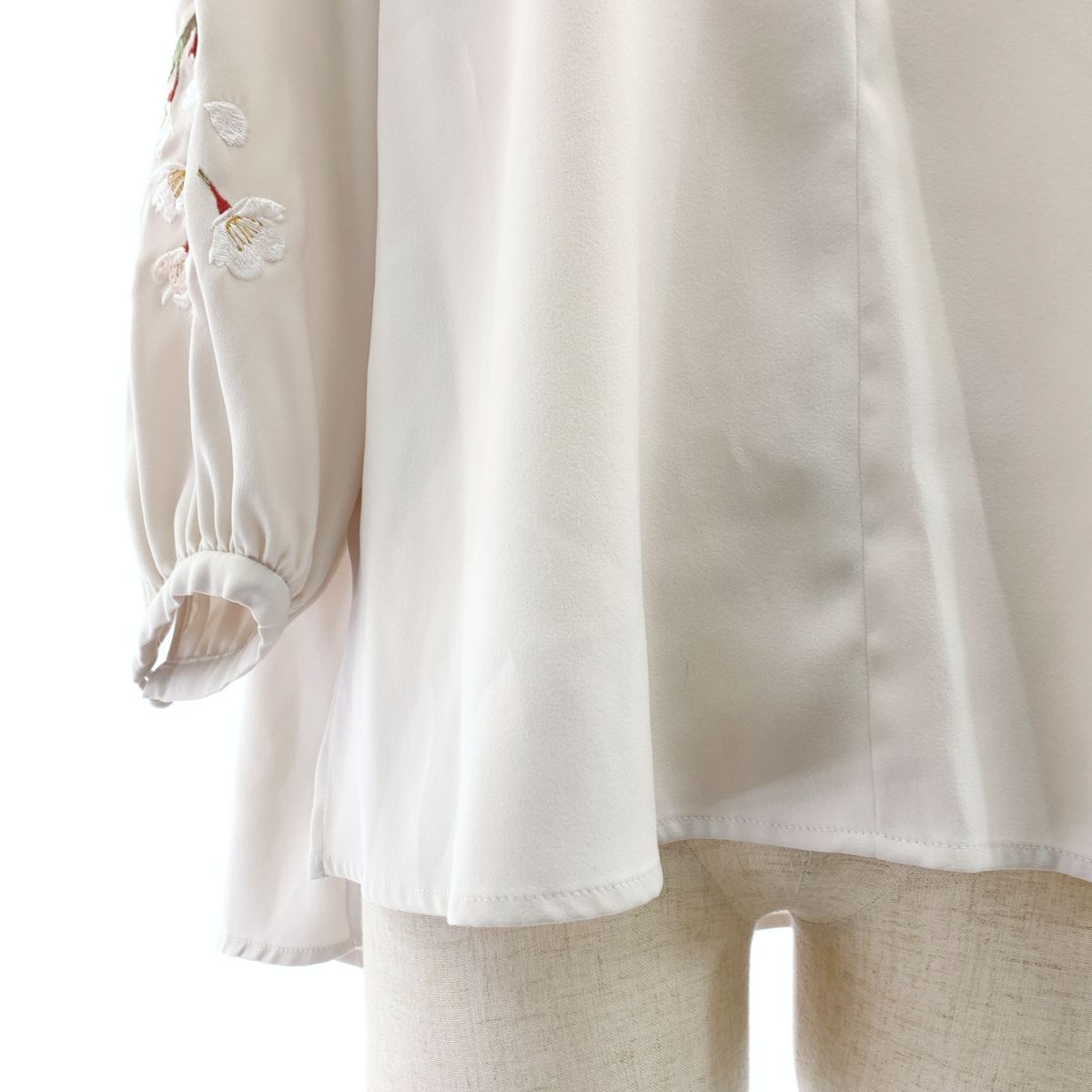 iconology 花を着るブラウス 桜　イコノロジー iCONOLOGY】花を着るブラウス桜イコノロジー