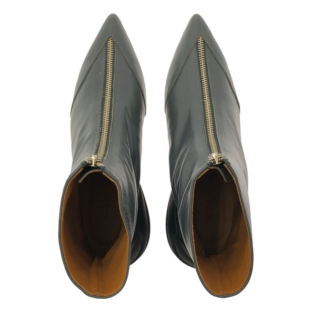 グレー|ブラック