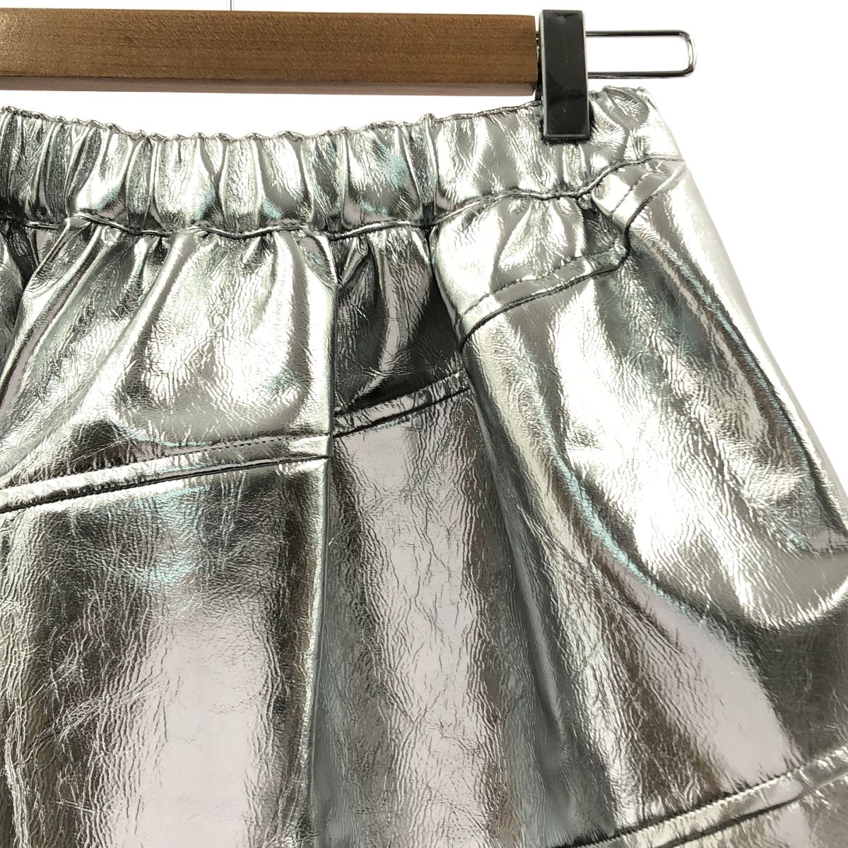 BLACK COMME des GARCONS ブラックコムデギャルソン 2025SS メタリック 螺旋 フ スカート XS シルバー レディース