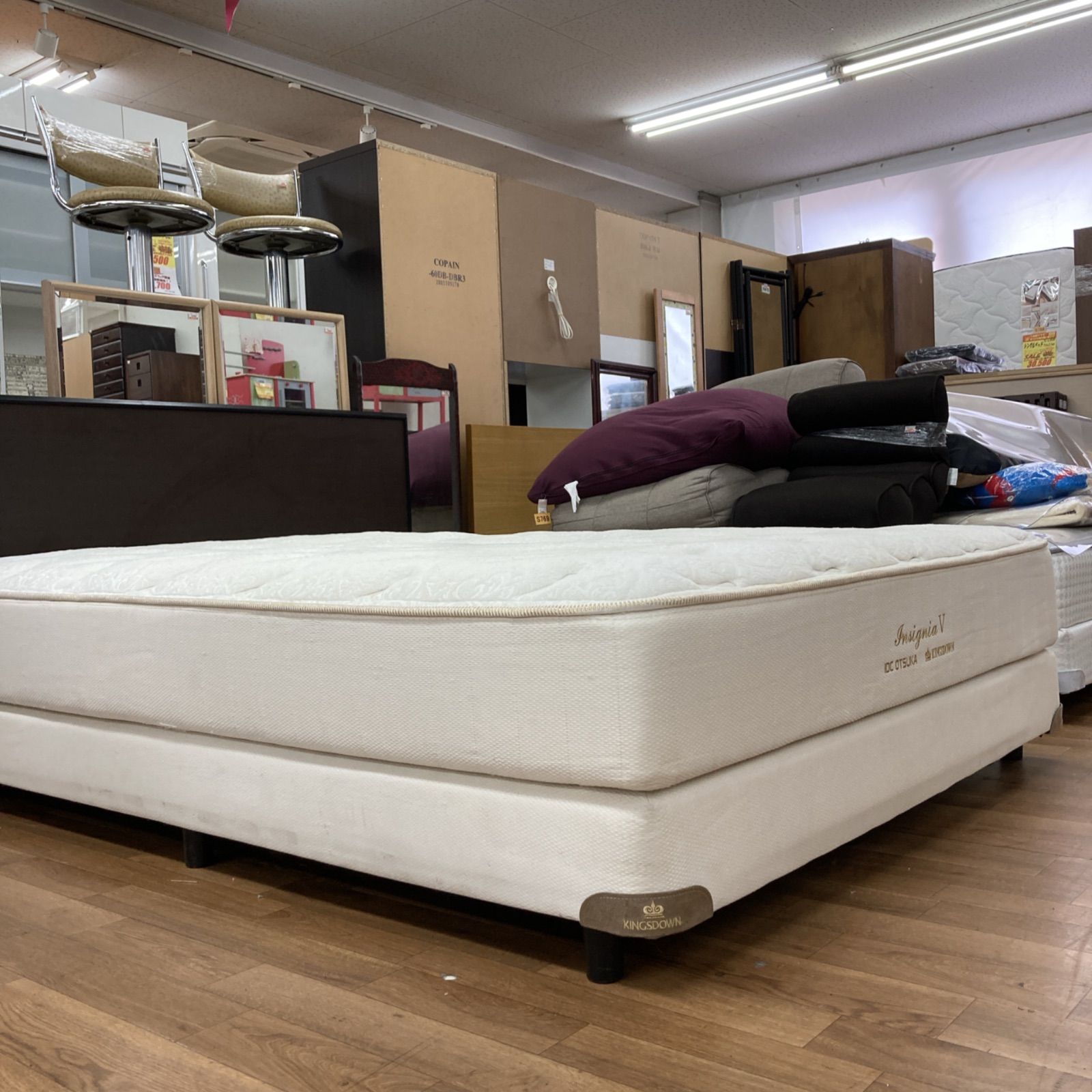 S773 訳アリ 大塚家具 KINGSDOWN インシグニア ワイドダブルベッド 幅160cm シミ目立ちます NEXPOTALLINN_EU