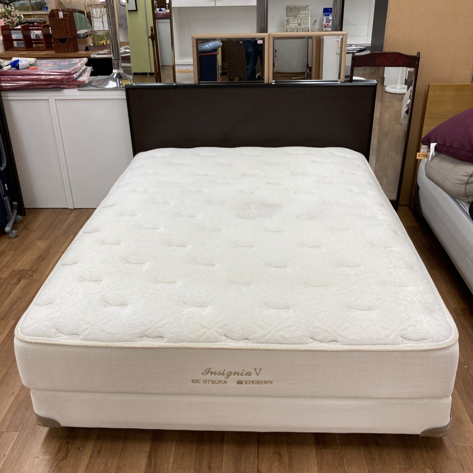 S773 訳アリ 大塚家具 KINGSDOWN インシグニア ワイドダブルベッド 幅160cm シミ目立ちます