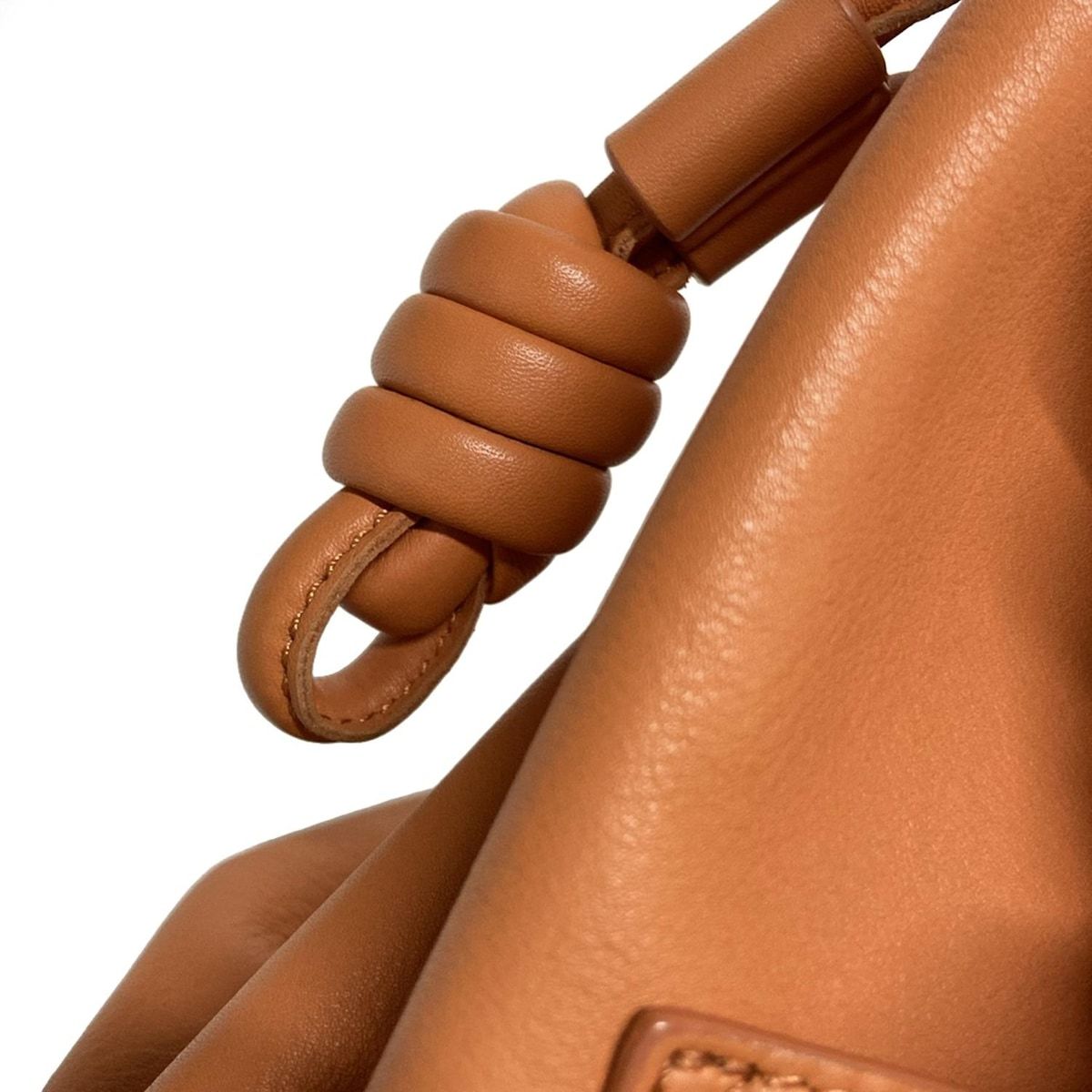 LOEWE ロエベ ショルダーバッグ ブラック ロゴ型押し レザー ワン