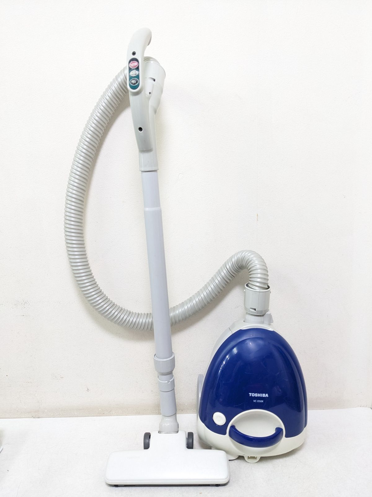 TOSHIBA 東芝 VC-D50K-L 紙パック式掃除機 2016年製