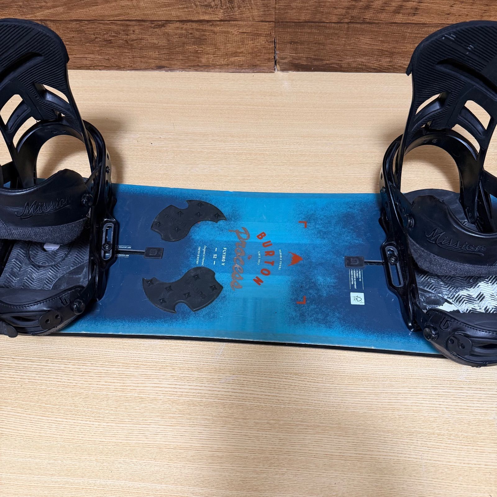 大人気 BURTON フライングV メンズスノーボード 3点セット 152cm