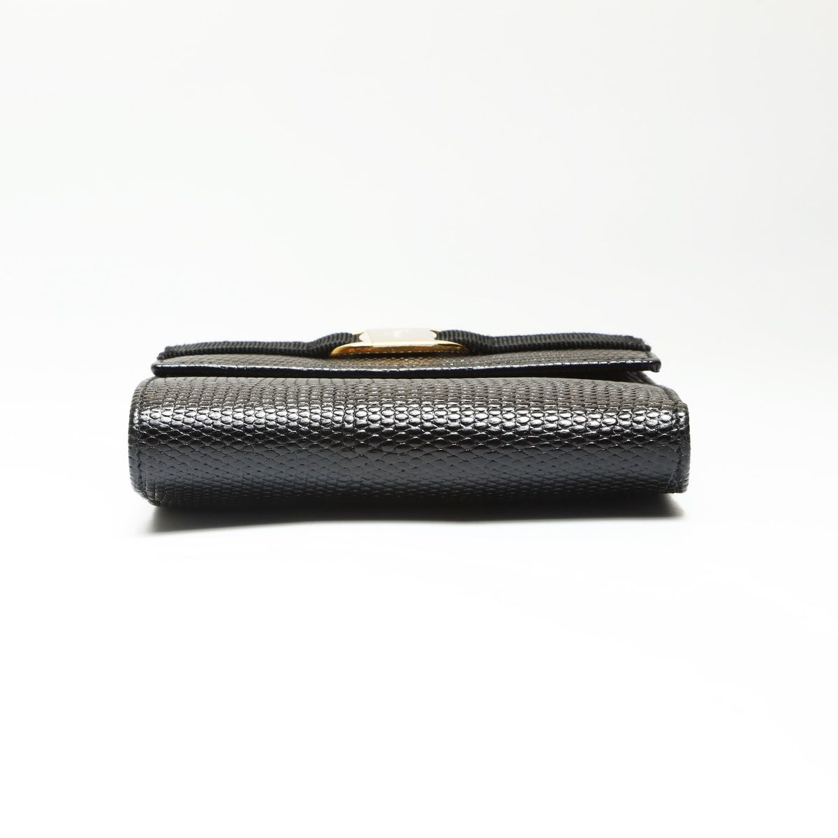 三つ折り財布 ヴァラ