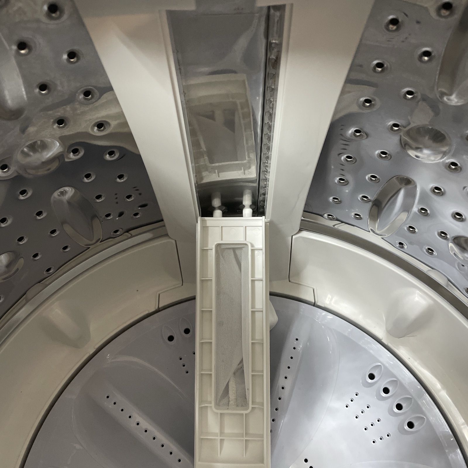  R 714 ☀️ 名古屋市近郊配送設置無料 製の高年式 SHARP 洗濯機 洗濯5 5㎏ ES GE 5 H クリーニング済 縦型洗濯機本体 縦型洗濯機