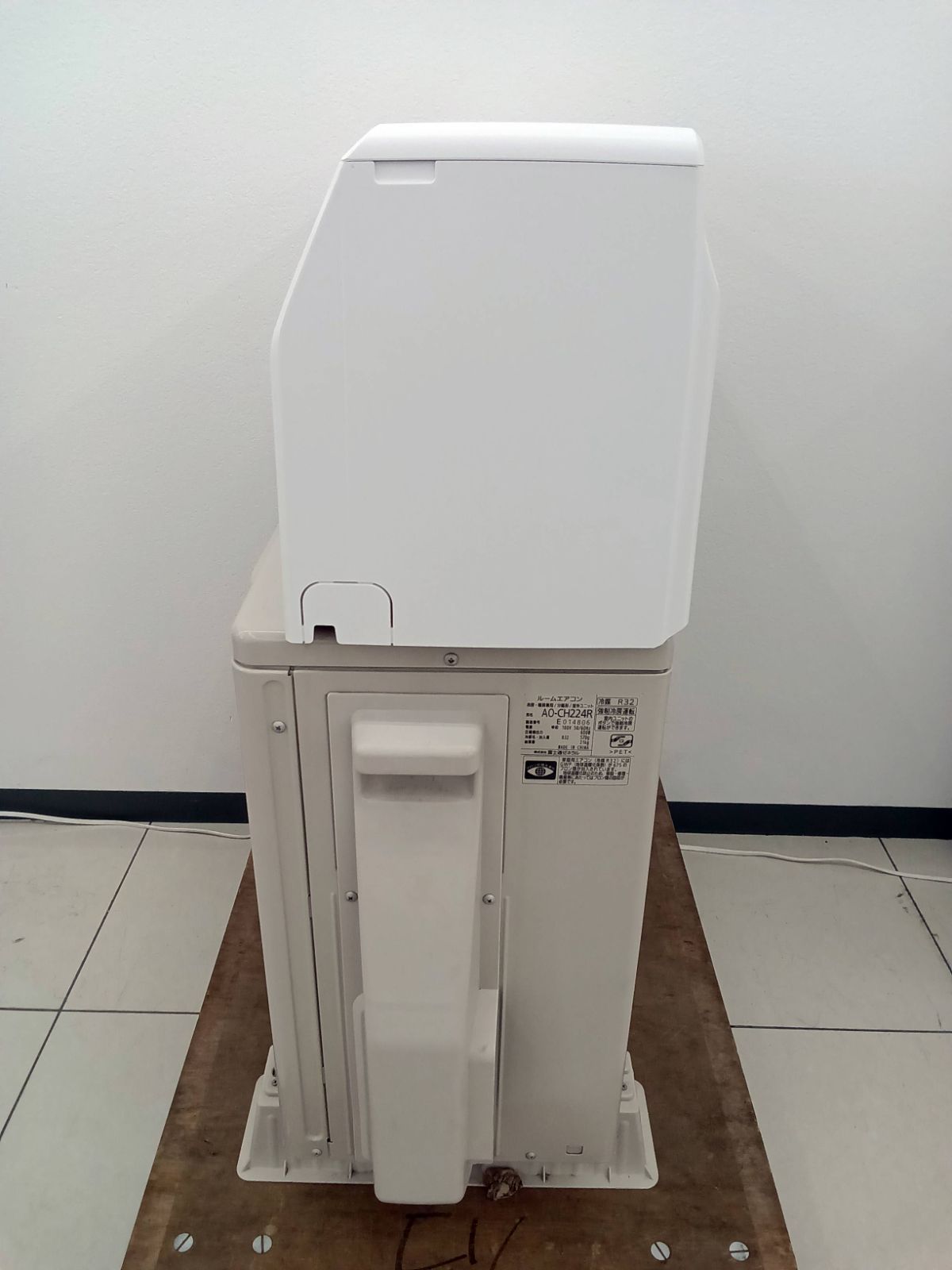 ルームエアコン