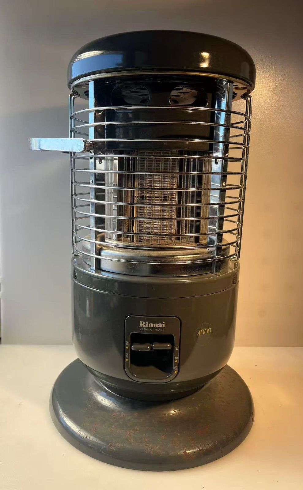 ガス赤外線ストーブ