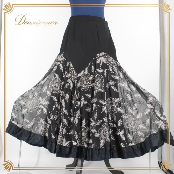 新品 未使用 スタンダード練習着！花柄ワンピース 二の腕が目立ち