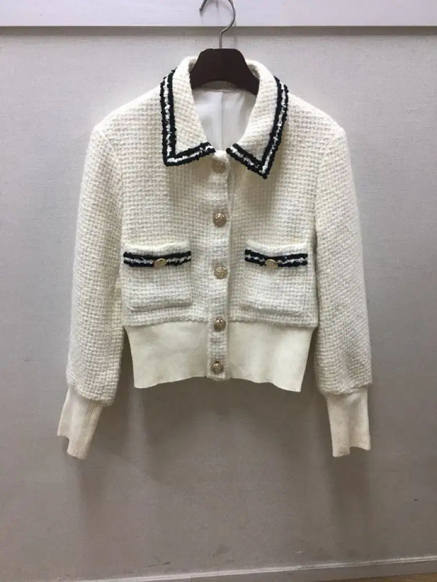 マージュ 厚手 ウール混 アイボリー バイカラー クロップド ウールツイードジャケット