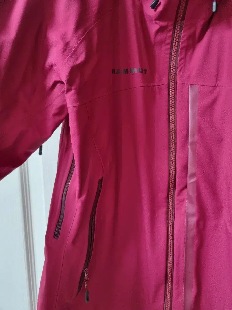 マムート ドライライフ プロ アウター