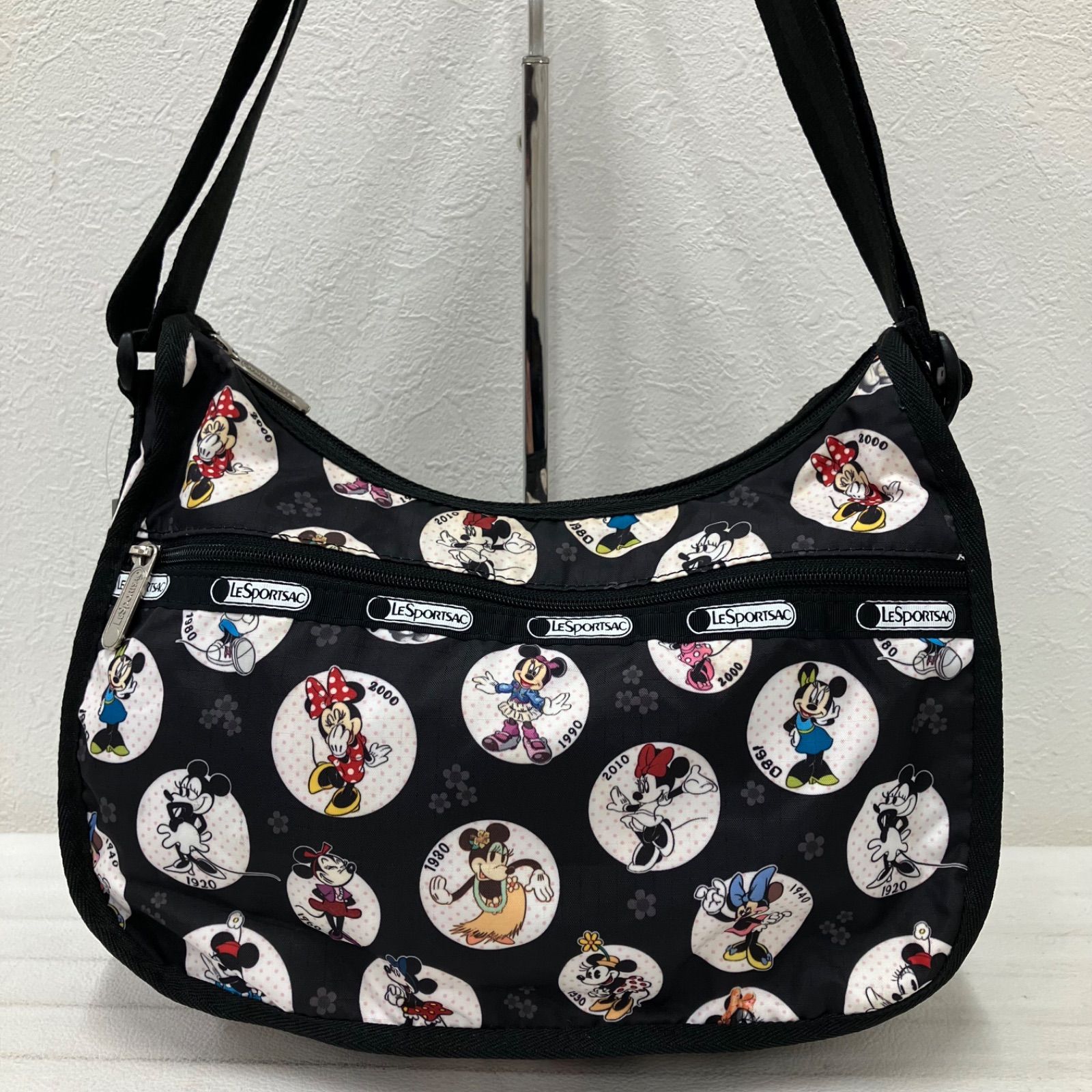【限定•新品】レスポートサック セレブレイトミニーショルダーバッグ LeSportsacのフリマアイテム一覧