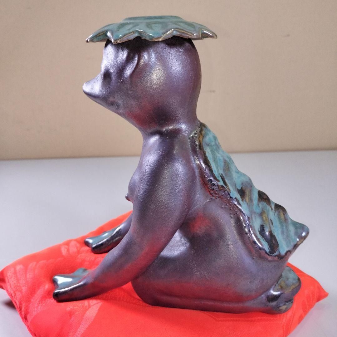 河童 お皿付き 陶器 置物 珍品 カッパ 女性 メス 座布団とセット
