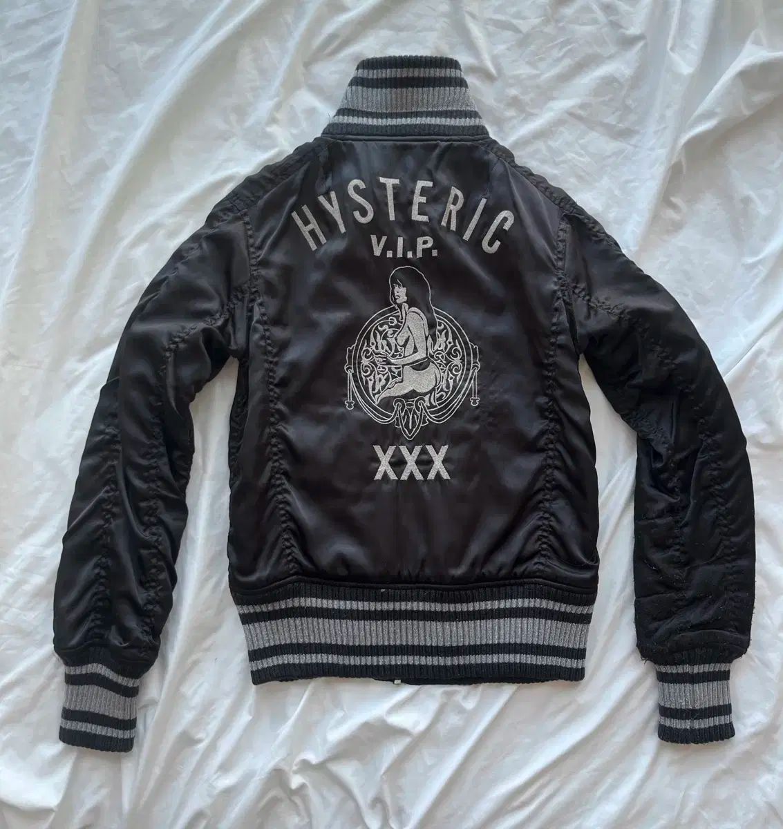 HYSTERIC GLAMOUR ヒステリックグラマー ヒスガール 刺繍 キルティング ブルゾン ブルゾン ジャケット