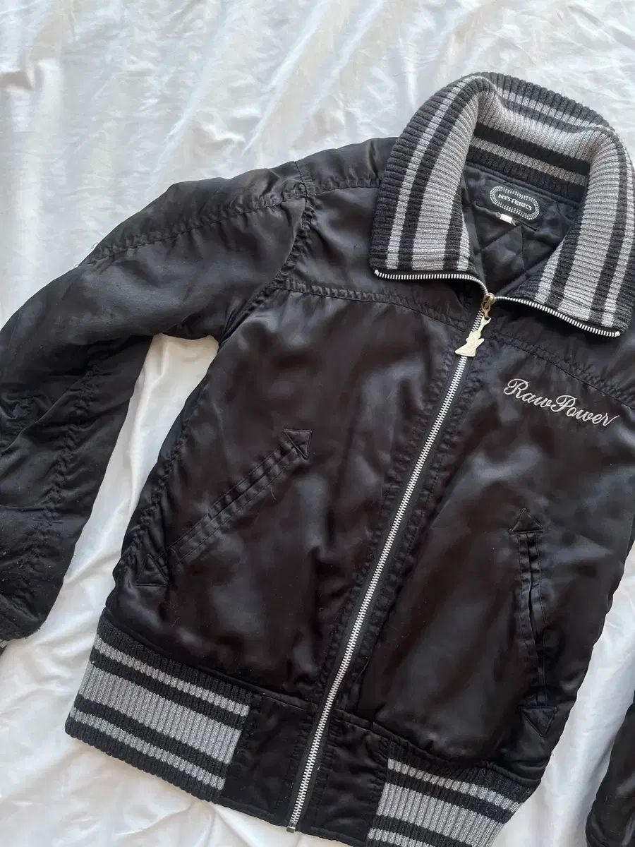 HYSTERIC GLAMOUR ヒステリックグラマー ヒスガール 刺繍 キルティング ブルゾン ブルゾン ジャケット GULLKHAN_COM