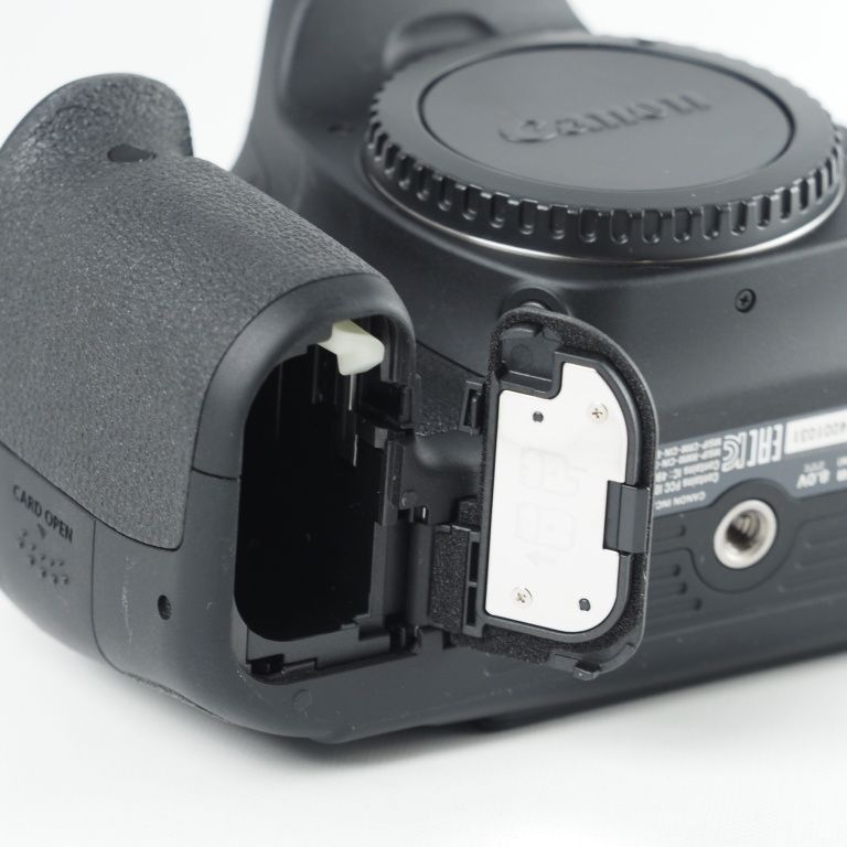 デジタル一眼レフカメラ EOS