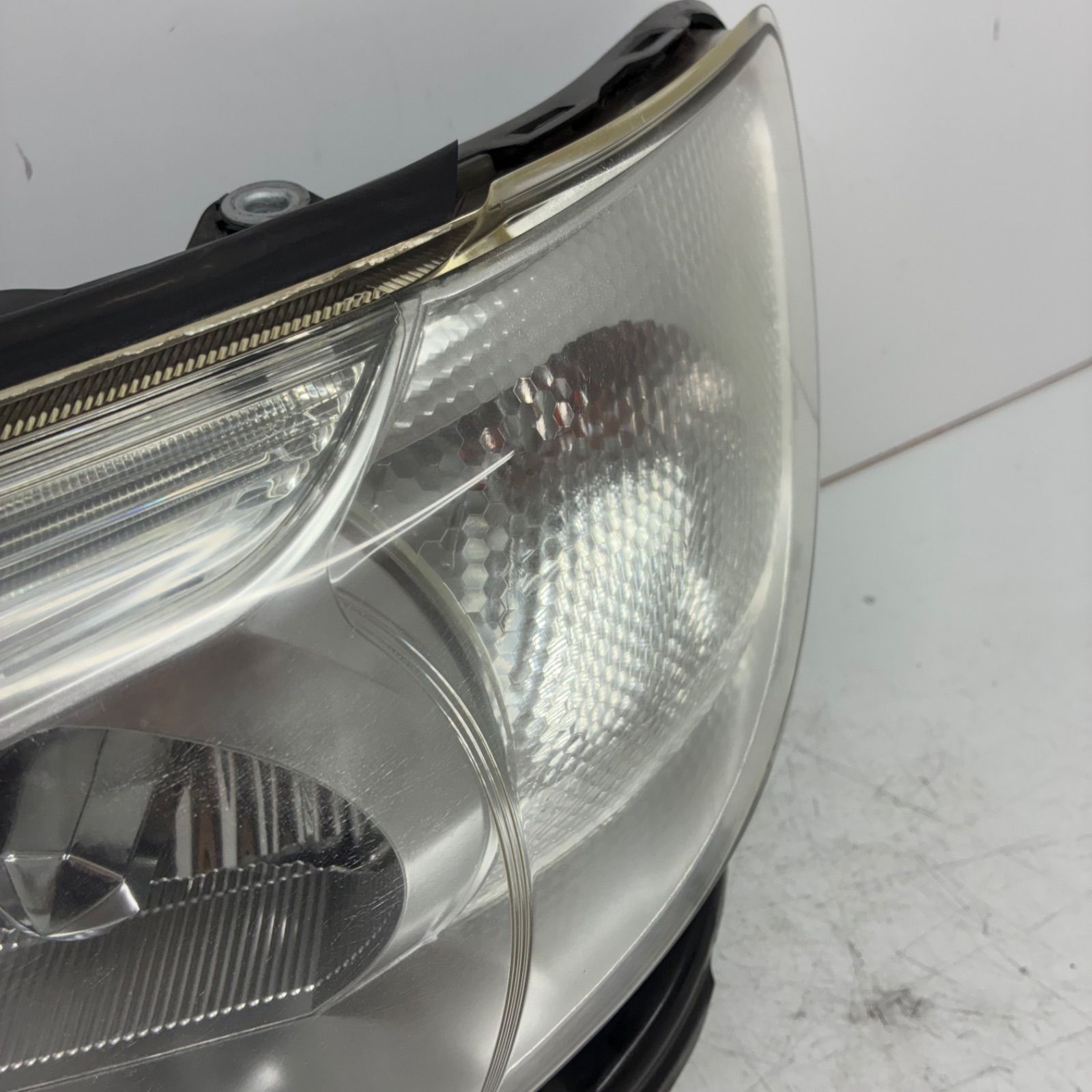 純正 ヘッドライト