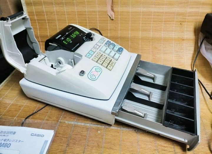 カシオレジスター　TE-M80　中古品　人気機種感熱紙　送料無料　801000 カシオレジスター TE-M80 中古品 人気機種感熱紙 送料無料 801000