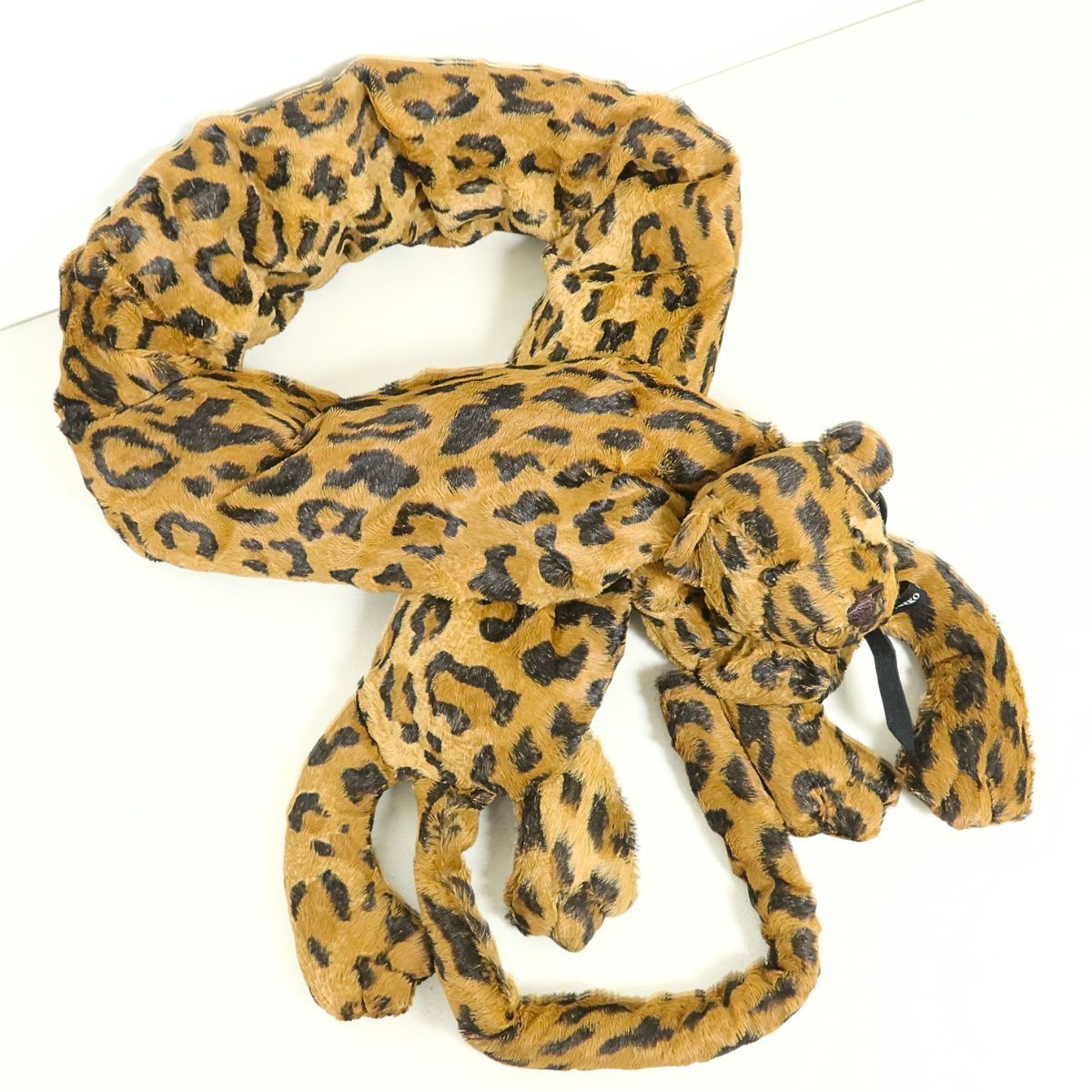 カネコイサオ 可愛い ぬいぐるみのお顔付 ヒョウ柄マフラー 茶系＊ｋ4389