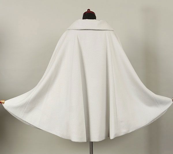 eha3320 アンゴラ 60% 二重 トンビ ケープ コート シルバーホワイト色