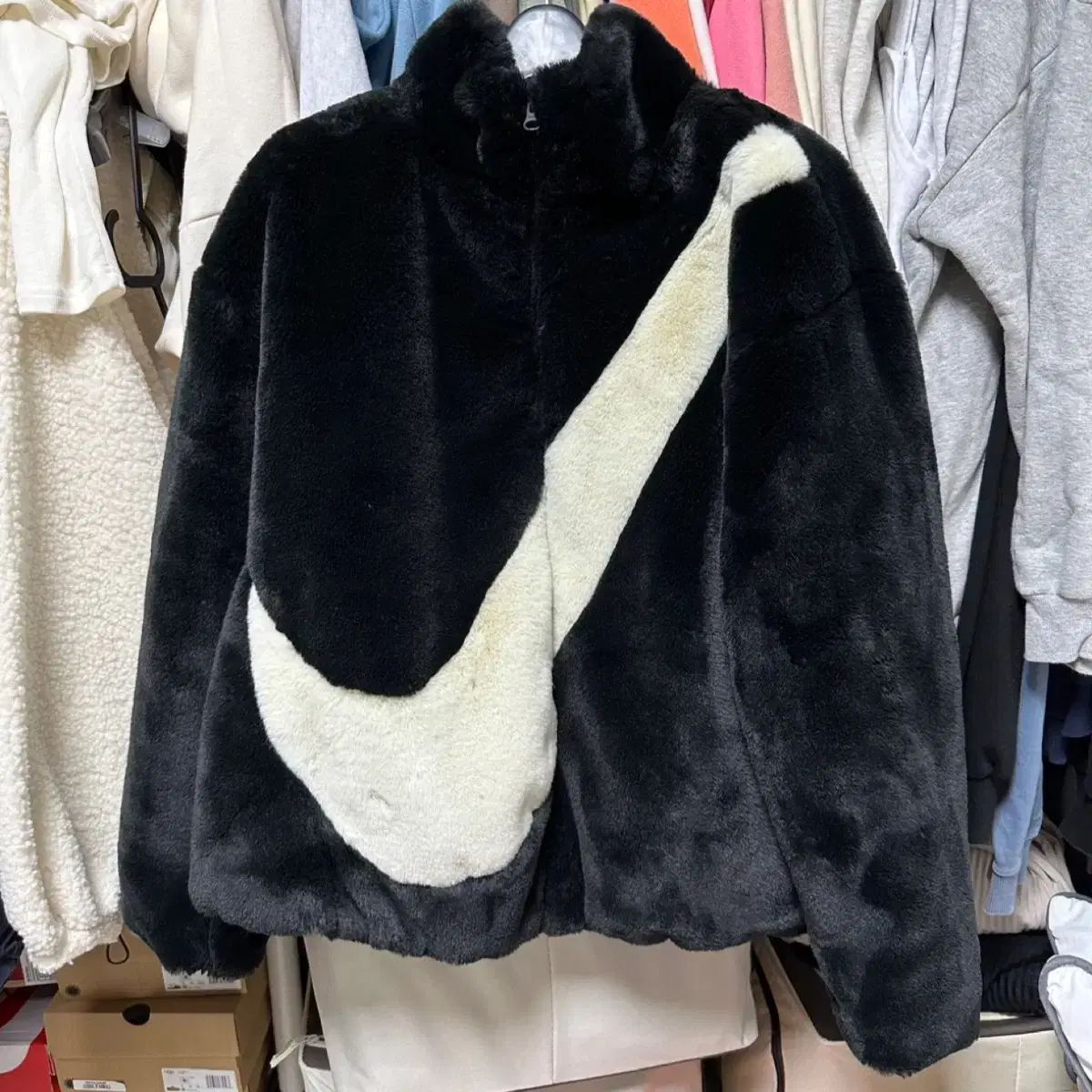 ナイキ ビックスウォッシュ PLUSH ファー ジャケット