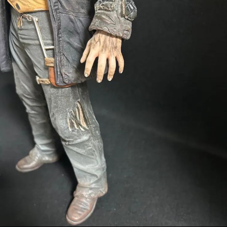 NECA 13日の金曜日