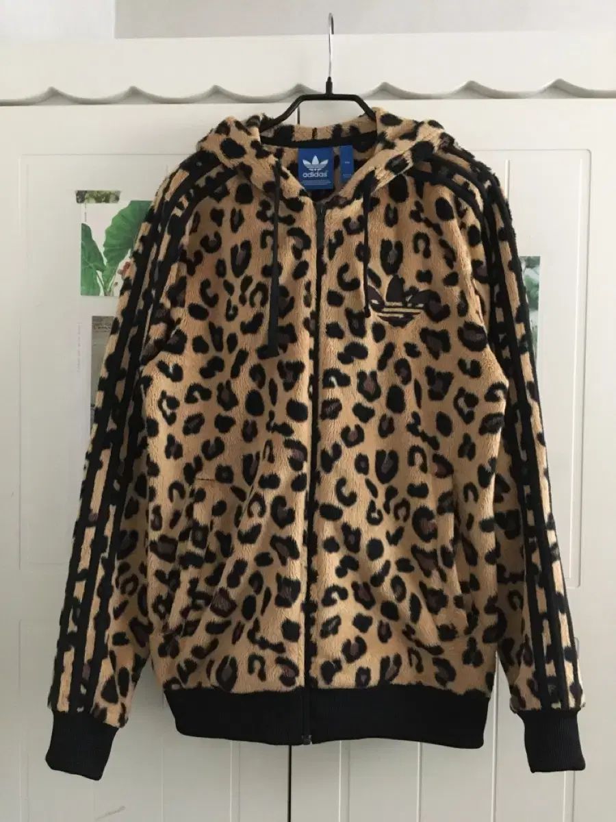 アディダス シェルパ ファイヤーバード レオパード フリース ジップアップ 姫ギャル 必須アイテム