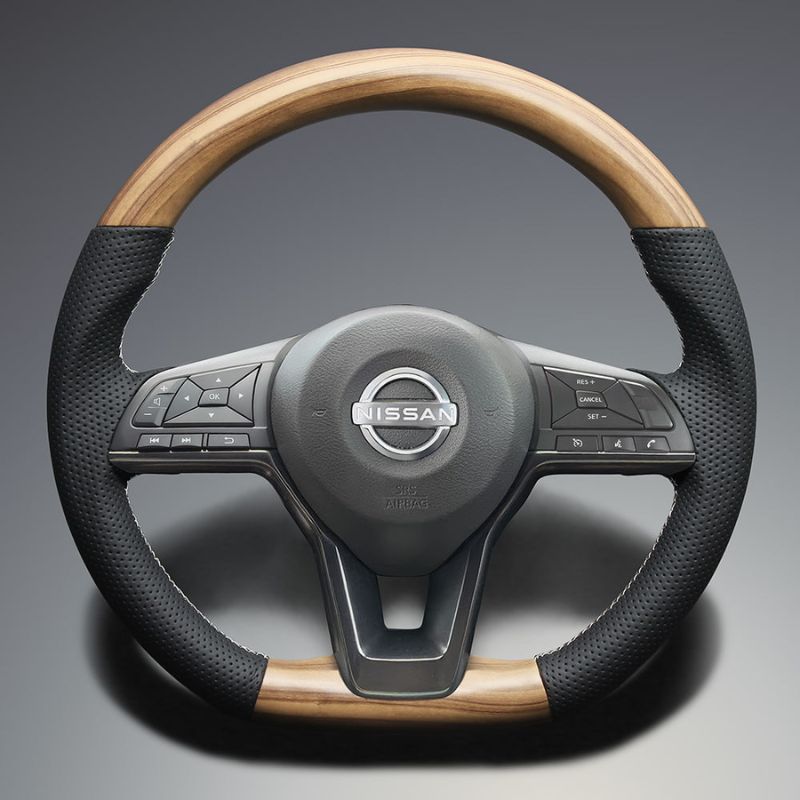 高品質の証ユーロステッチ採用 マットアッシュブラウンxシルバーステッチ 純正交換ガングリップステアリング キャラバンNV350 E26 R3 11- LS254