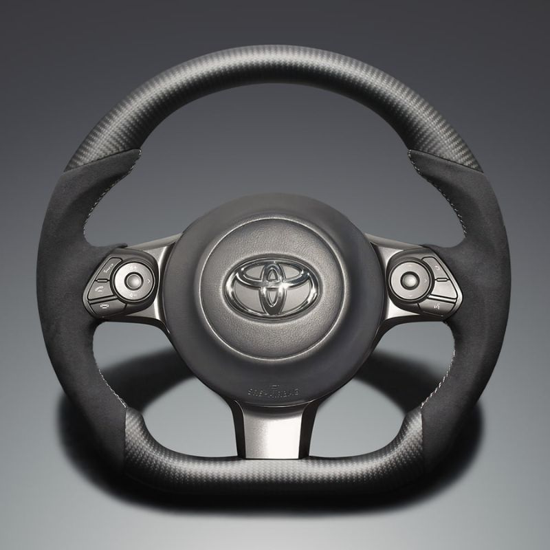 最上位モデル マットリアルカーボン x アルカンターラBK x シルバーステッチ 純正交換ガングリップステアリング 86 GR86 ZN6 ZN8 H28 -R6 4 LS243