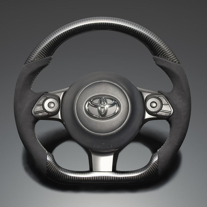 最上位モデル 艶有リアルカーボン×アルカンターラBK×シルバーステッチ 純正交換ガングリップステアリング 86 GR86 ZN6 ZN8 H28 -R6 4 LS242