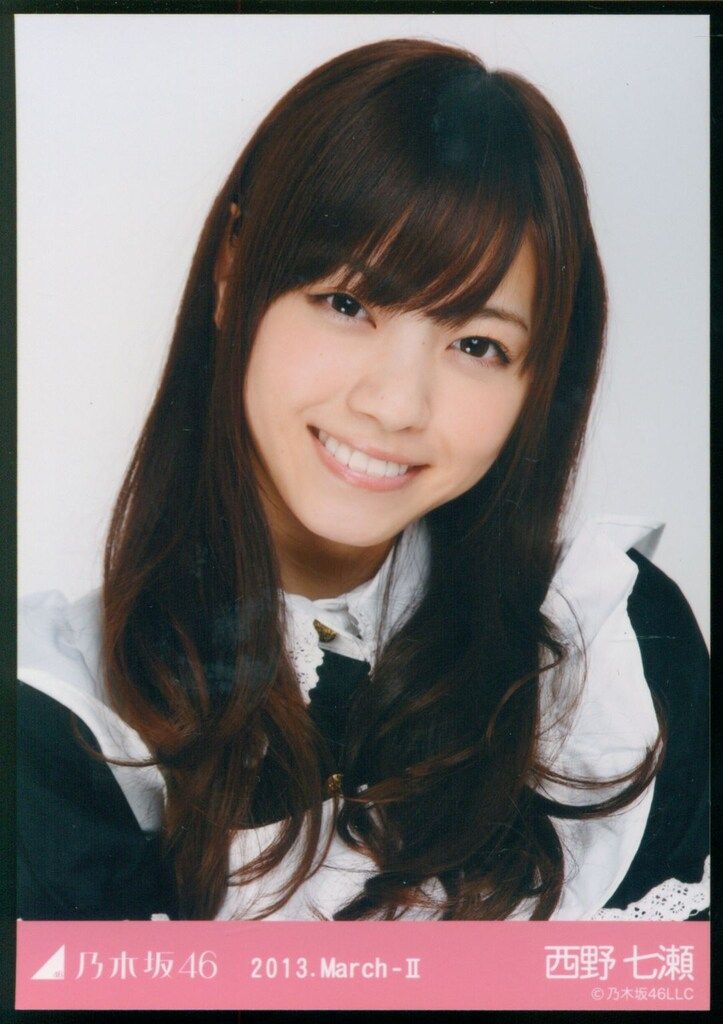 外国製の美しいガラス◾️超美しい大きな花が幾つも散りばめられた超