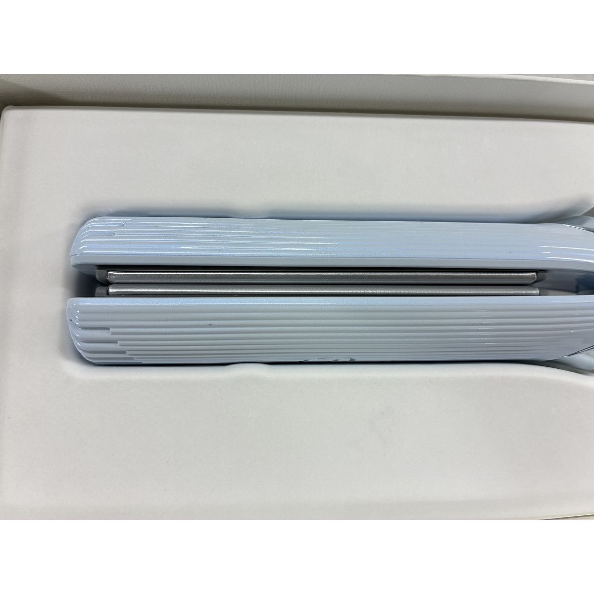 ストレートアイロン ホワイト