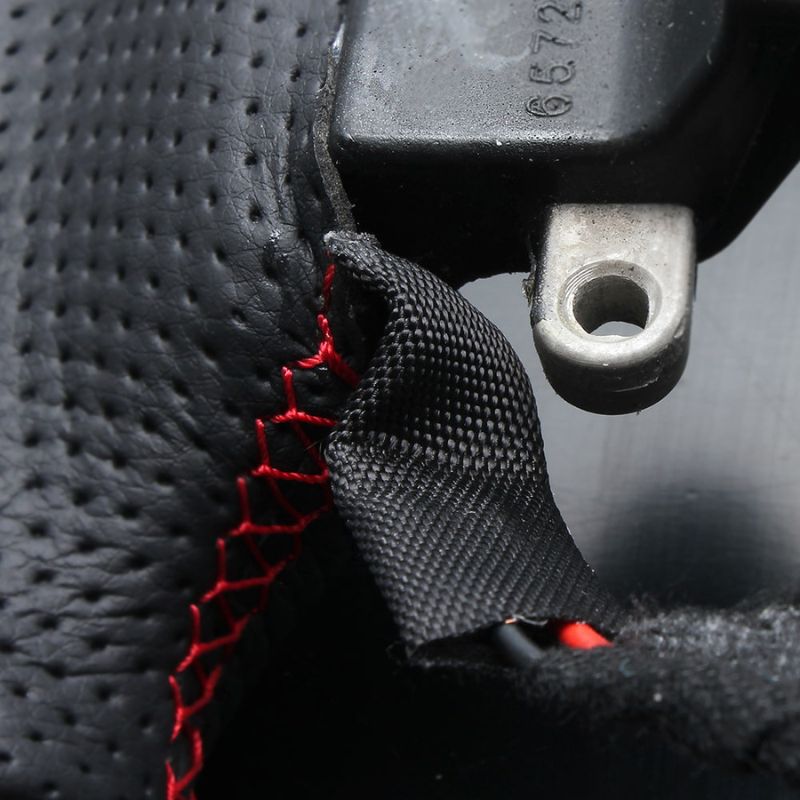 純正交換ガングリップステアリング プリウス