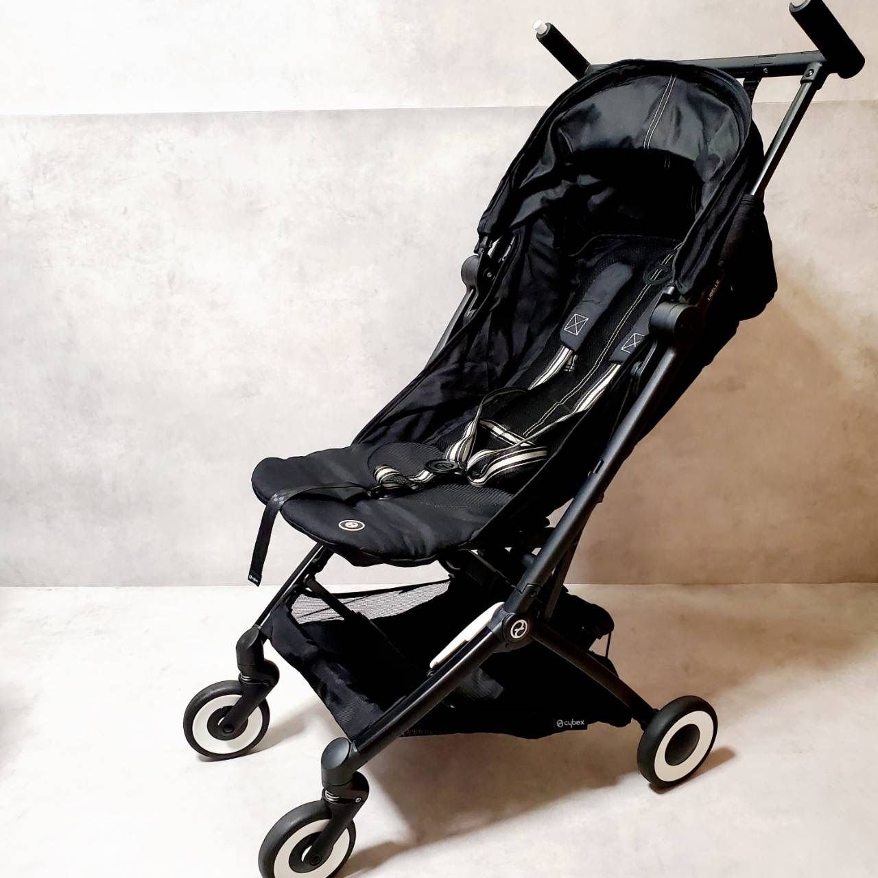 サイベックス リベル ムーンブラック cybex libell フック付き