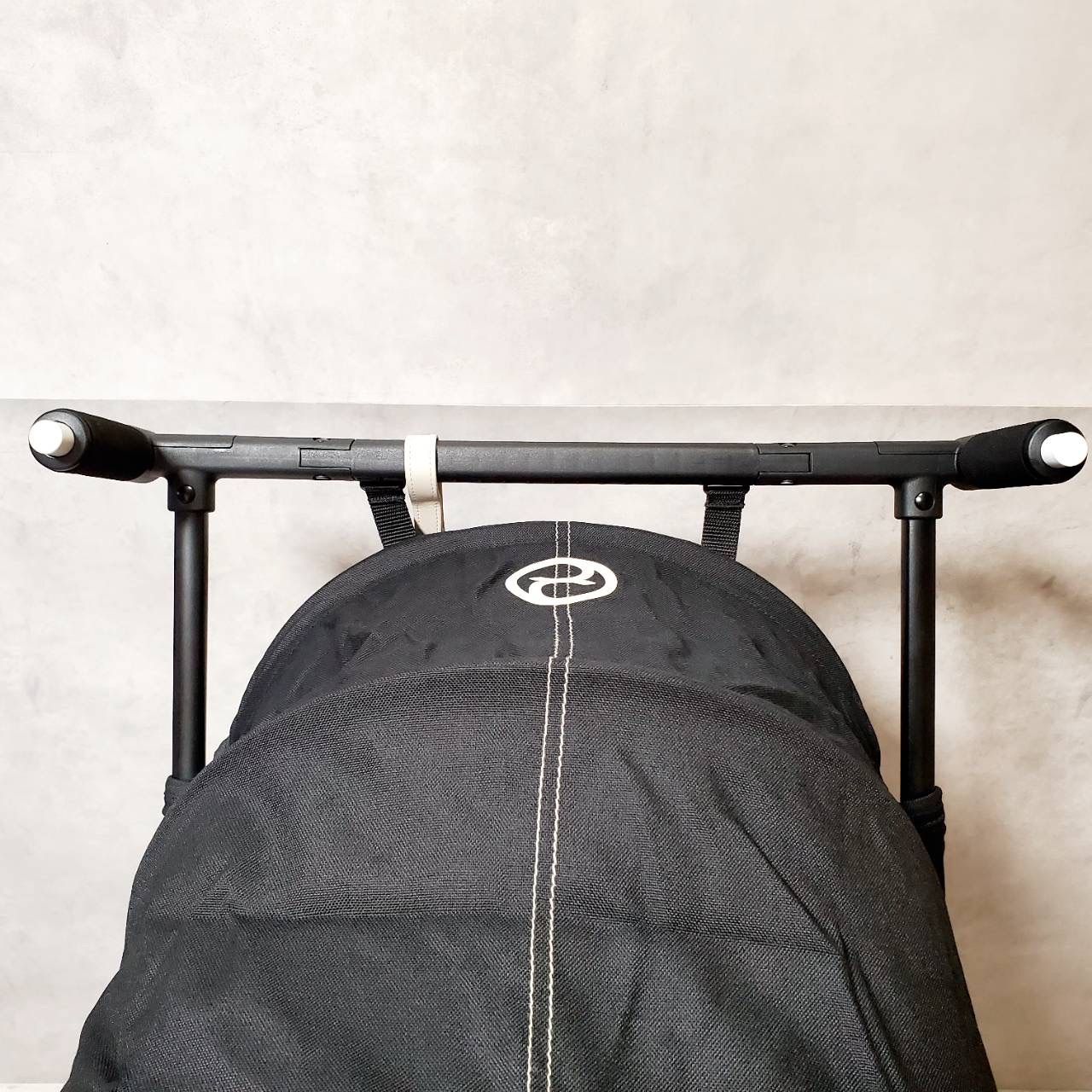 ムーンブラック