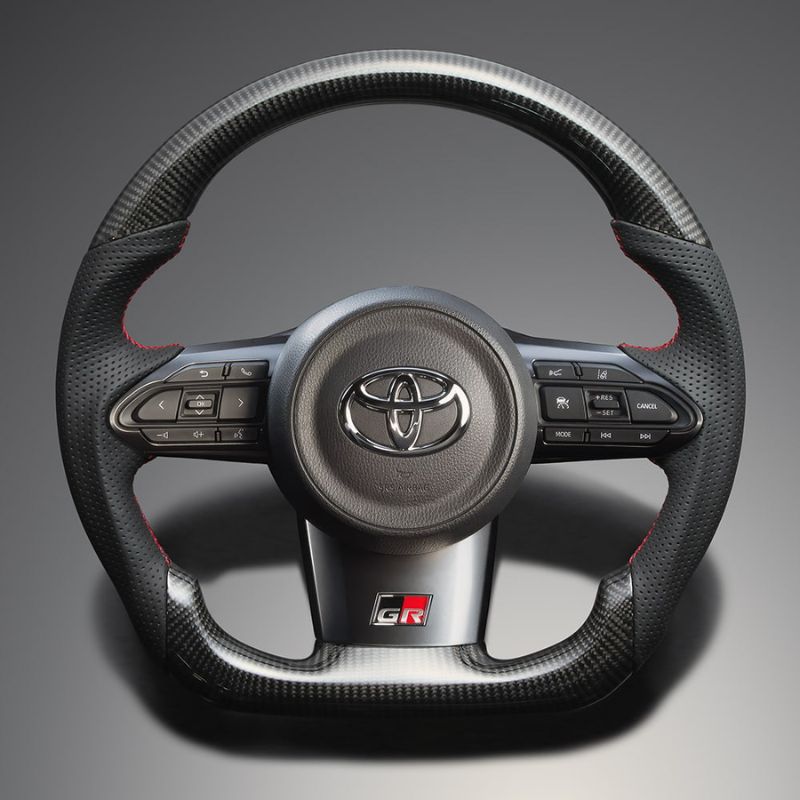 最上位モデル 艶ありリアルカーボン×本革グレー×レッドユーロステッチ 純正交換ガングリップステアリング GRカローラ 10系 LS209 GR