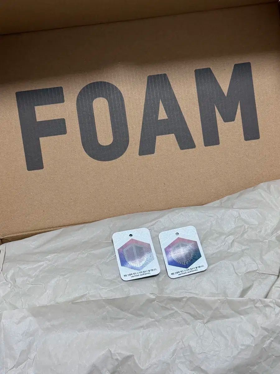 アディダス イージー フォームランナー オニキス 265